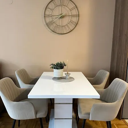 公寓 Stan Na Dan Katarina 塞拉耶佛